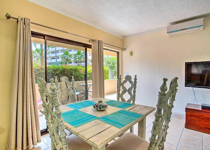 Marina Sol Cabos Haven - Walk To Medano Beach! Apartamento *